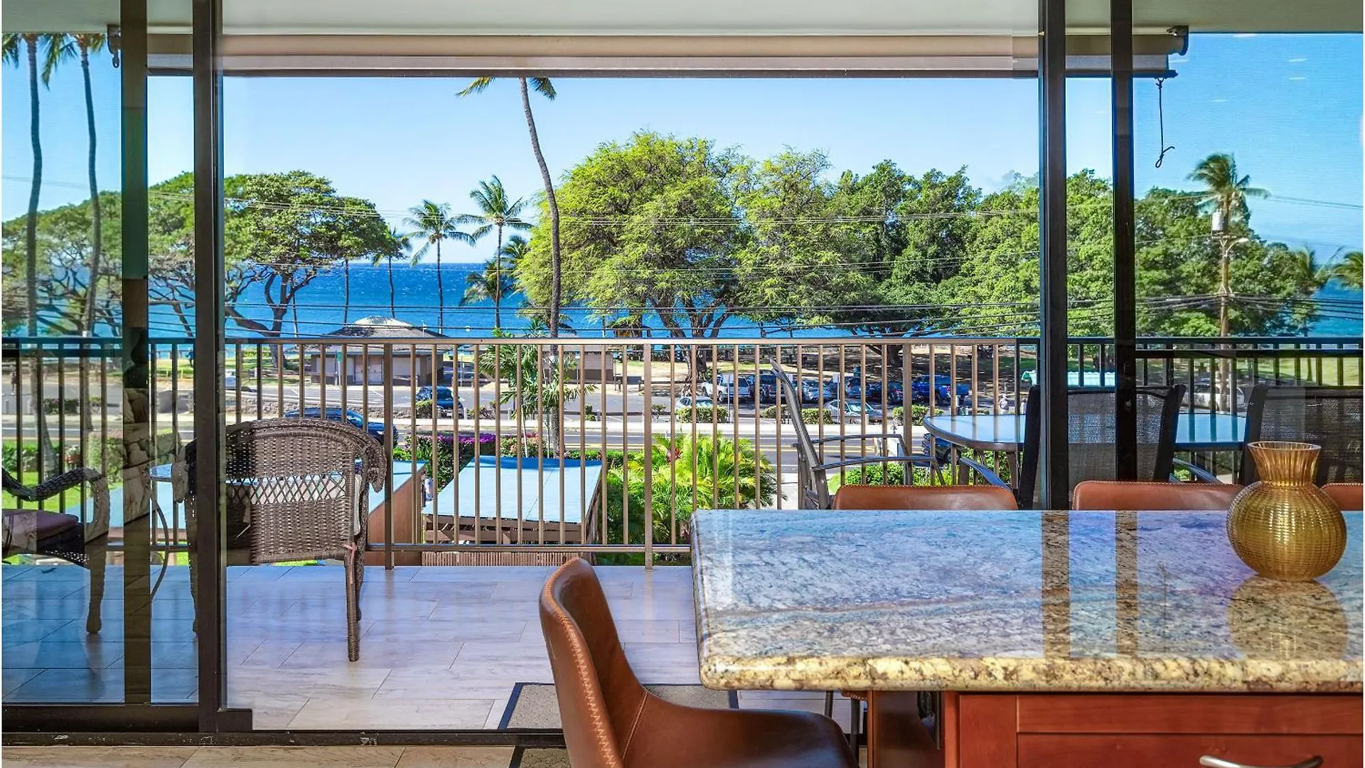 Vakantiehuis Maui Parkshore 307 - Stunning Remodel, Ocean Views Wailea