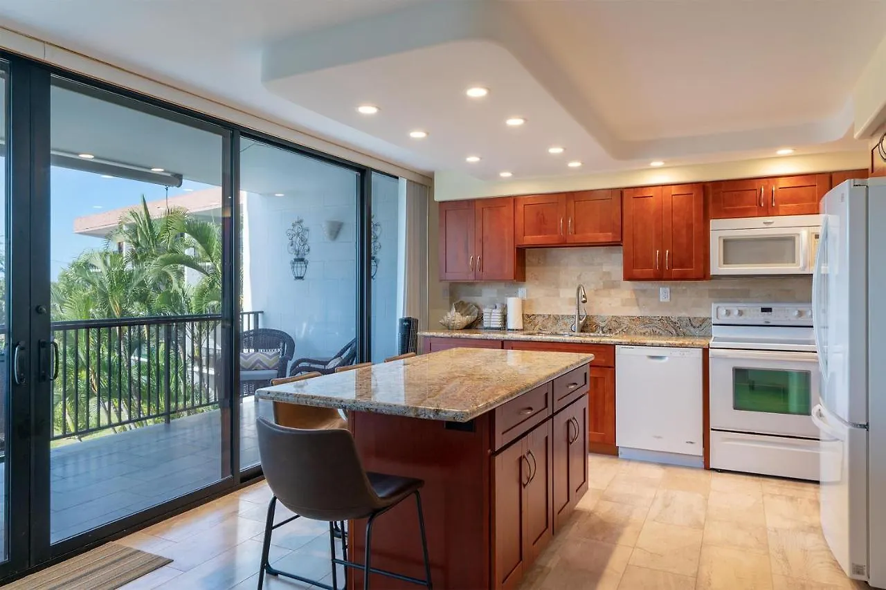 Vakantiehuis Maui Parkshore 307 - Stunning Remodel, Ocean Views Wailea